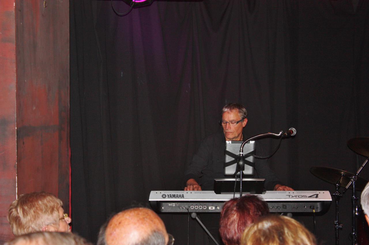 Claude Justice au clavier